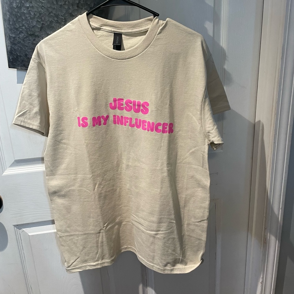 Jesus Is My Influencer Graphic Tee New Medium